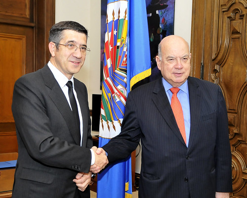 Secretary General Meets with the President of the Basque Country