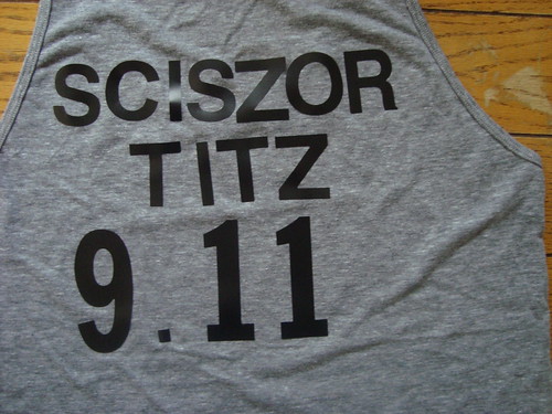 Scissor Tits