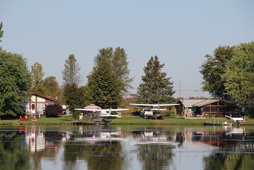 Float plane parking