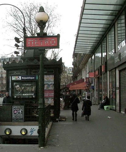 metro republique-paris-2011
