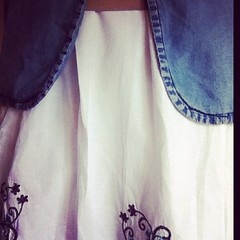 A white skirt for the 4th of #frocktober but I'd rather be wearing jeans today #schoolholidays bit.ly/qaoqSo