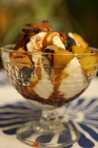 Tahitian Vanilla Ice Cream with Grilled Peaches and Balsamic Glaze