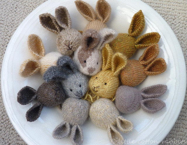 AHHHH!!! A Bowl of Knitted Bunny Rabbit Heads!