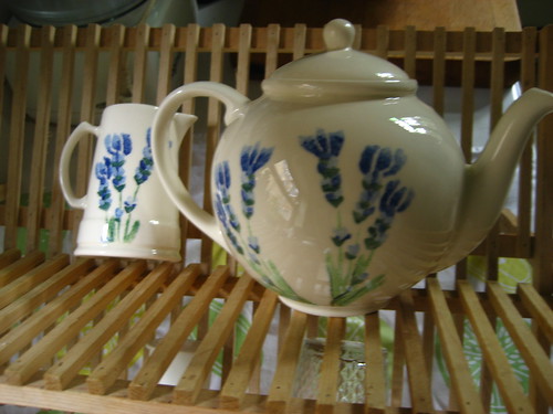 Lavender teapot (and sweet matching milk jug)