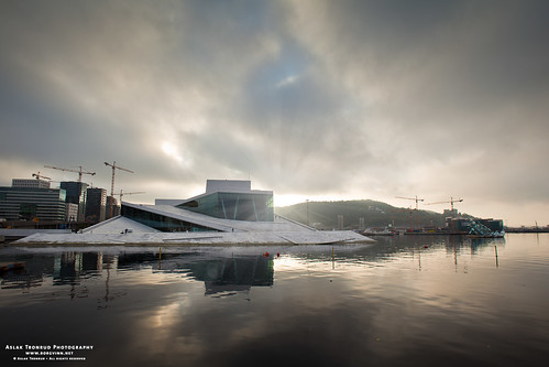 Oslo Opera House by aslakt