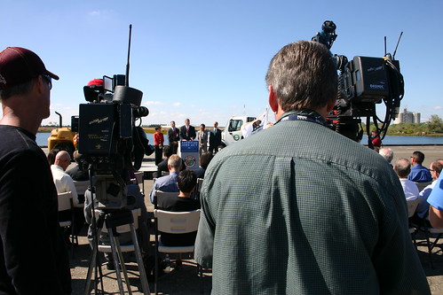 Secretary Vilsack discusses the American Jobs Act at the Port of Sacramento