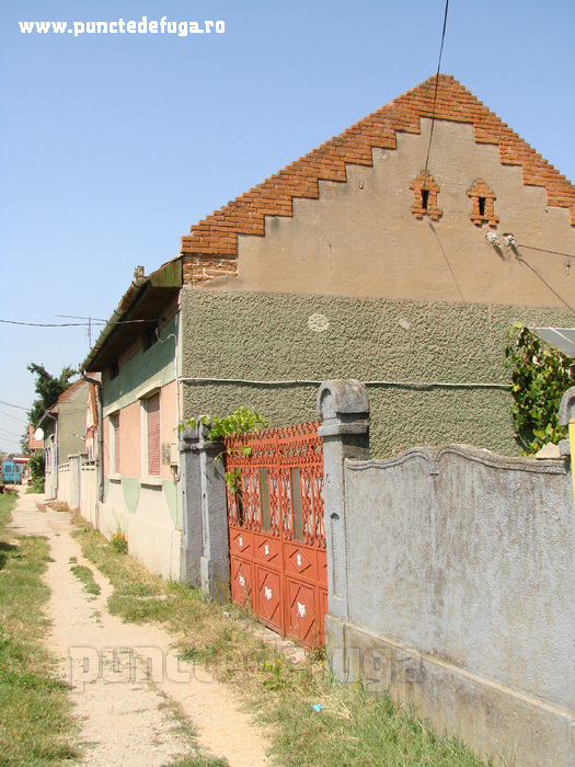 casa comuna Coşteiu
