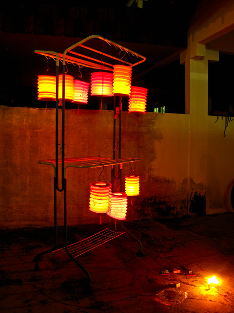 IMG_0382 Paper Lanterns ，Mid Autumn Festival 2011,tanglong ， 中秋节，纸灯笼