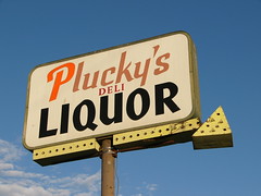 Plucky's
