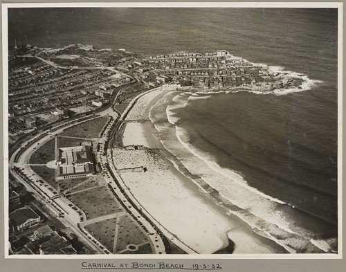 Carnival at Bondi Beach, Sydney, 19 March 1932