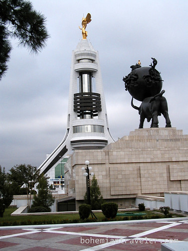 Ashgabat monuments