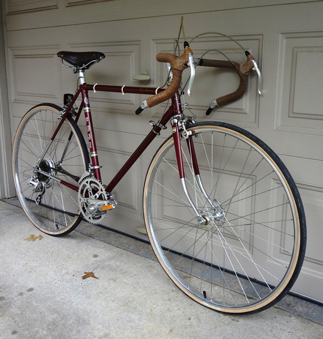 Vintage Fuji Bike 44