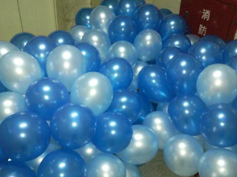 空飄氣球外送，珍珠深藍，珍珠淺藍，共150顆 by 豆豆氣球材料屋 http://www.dod.com.tw