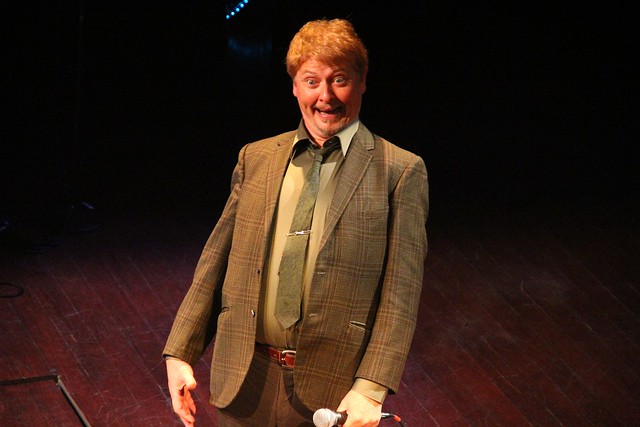Dave Foley in "Two Kids One Hall"