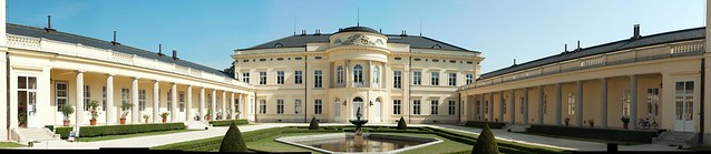 Károlyi kastély főépület és oldalszárnyak
