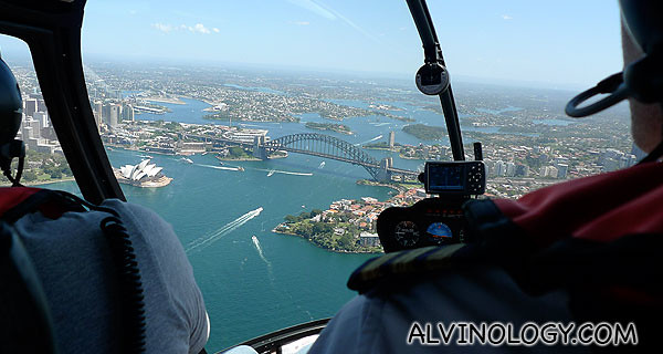 I see Sydney Harbour Bridge