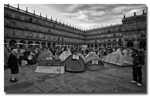 En Plaza Mayor (02) by Andrés Ñíguez