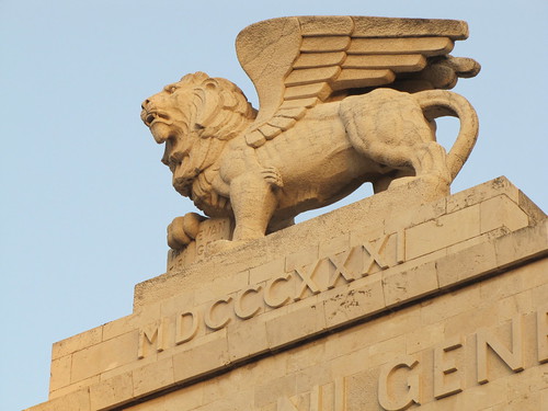 Closeup of the top of the Generali Building