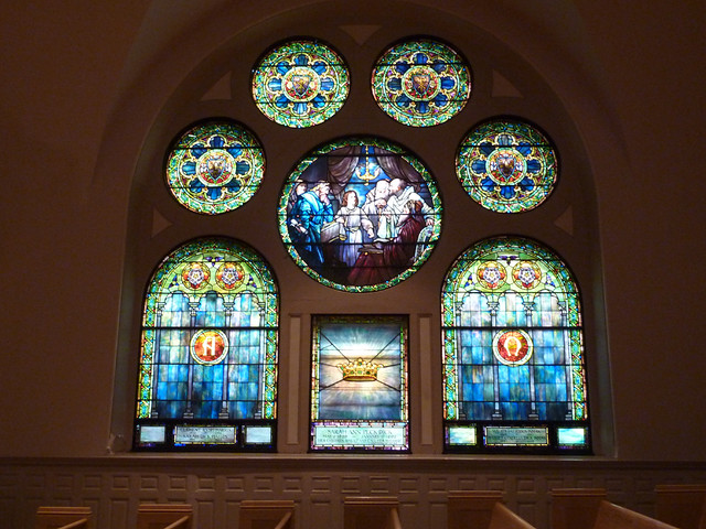 P1000542-2011-09-25-APC-Sacred-Spaces-Tour-North-Avenue-Presbyterian-Church-Big-South-Window