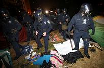 Oakland cops break up the occupation protest arresting many people. Several cities throughout the United States have taken down the anti-capitalist protests that are targeting Wall Street. by Pan-African News Wire File Photos