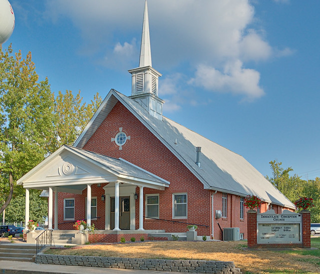 Immaculate Conception Roman Catholic Church, in Saint James, Missouri, USA - exterior