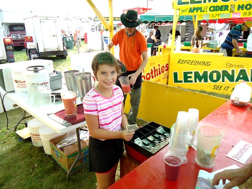 young worker at the lemonade stand