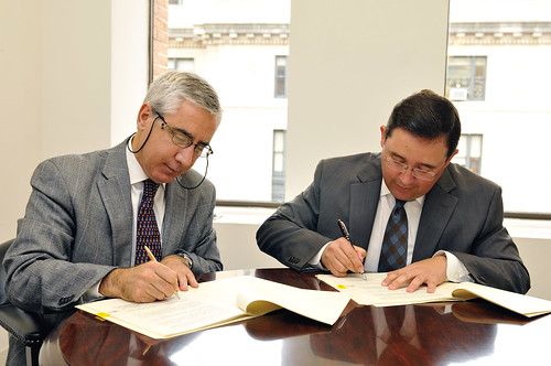 OAS and Argentina Sign Agreement for Meeting of the Inter-American Drug Abuse Control Commission