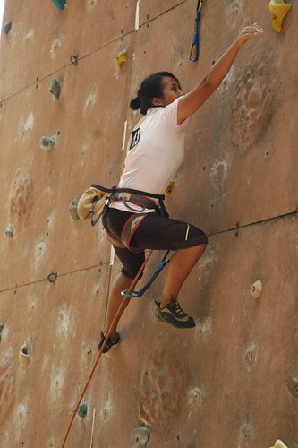 17th_South_Zone_Sports_Climbing_Competition_Junior_Girls_In_Action1
