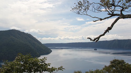 The beautiful Lake Mashu, Hokkaido 美しい摩周湖、裏摩周展望台から