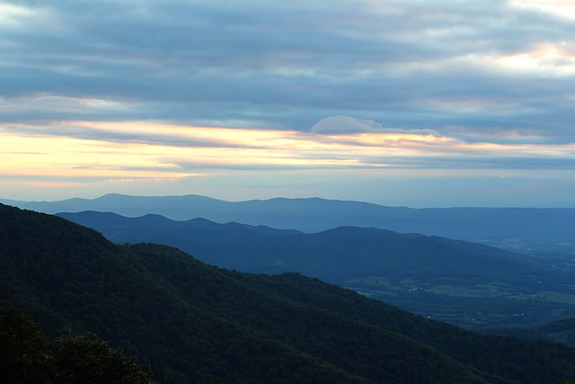 appalachian mountains from sky ridge park