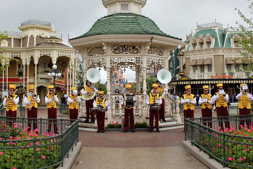 The Disney Fanfare play in Town Square