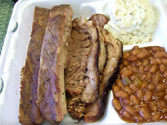 Fainmous BBQ - 2 meat plate
