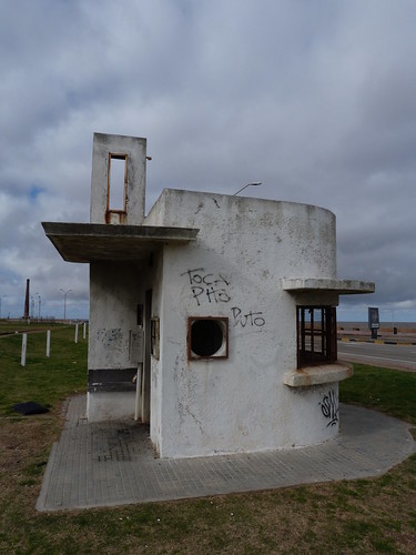 Deco Kiosk, Montevideo