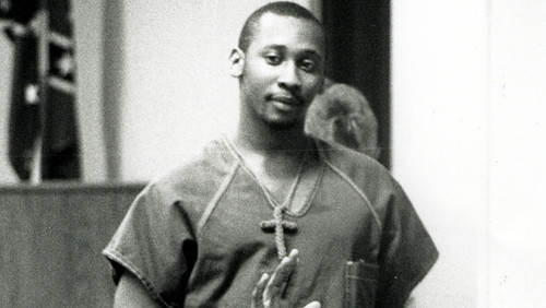 Troy Davis entering the courtroom during his trial in 1991 that resulted in him being convicted in the death of an off-duty police officer. Davis is scheduled to be executed tonight at 7:00pm in Jackson, Georgia. by Pan-African News Wire File Photos