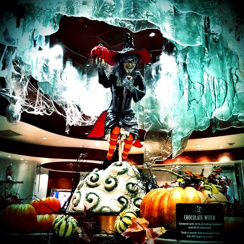 Wow, what a witch! Made of chocolate, at Jean Philippe Patisserie in @BellagioLV #Vegas