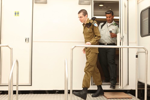 Gilad Shalit in uniform on 18 Oct - ID photo on Flikr