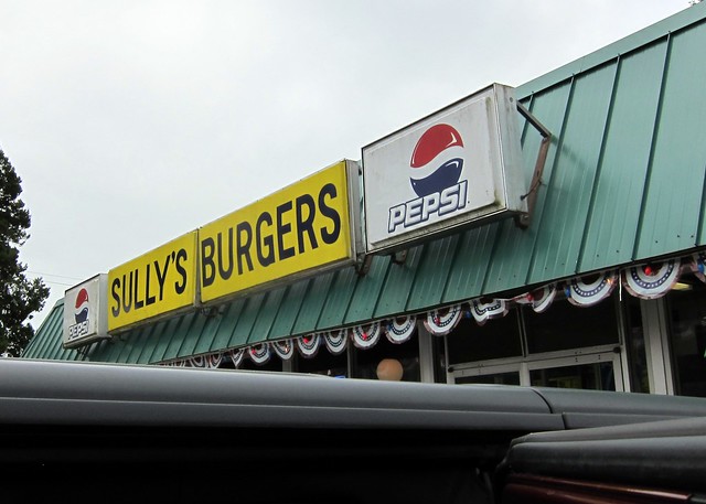 Sully's Burgers, Forks, WA