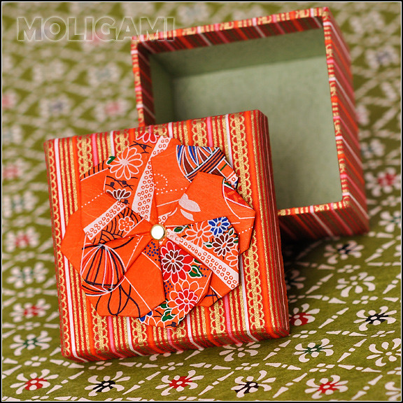 gift box with yuzen washi