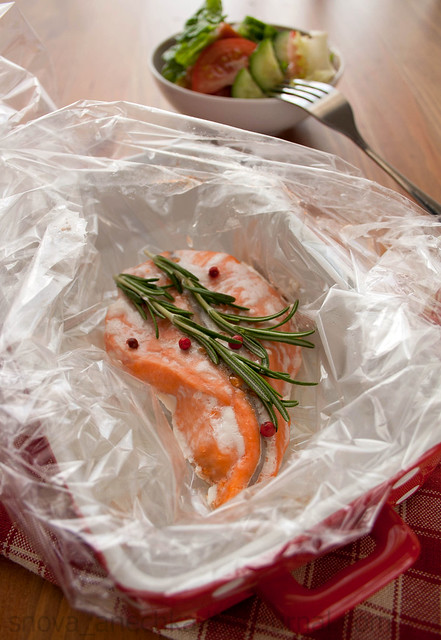 Как приготовить Как запечь красную рыбу в духовке с овощами рецепт пошагово