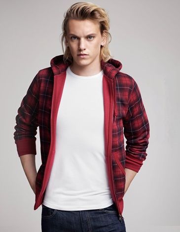 Jamie Campbell Bower0019_UNIQLO AW11