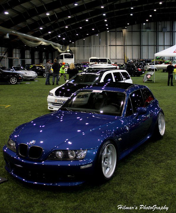M52B28 Z3 Coupe | Topaz Blue | Black | Stretched Tires