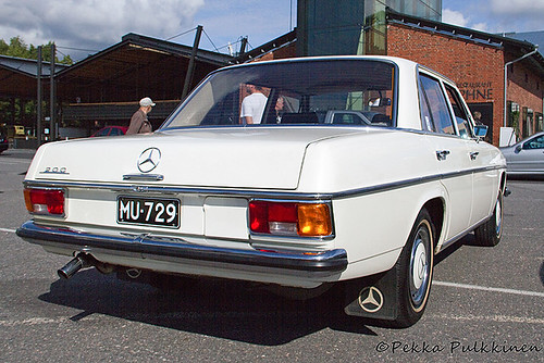 MercedesBenz 200B W115 1971 PP from Fin Tags auto show old