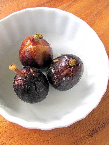 Fine Cooking's Roasted Figs with Caramel