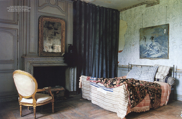 Le Château in "World of Interiors" 2004 July issue- 4