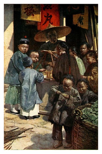 010-Niños alrededor de un puesto de dulces-China 1910- Norman H. Hardy