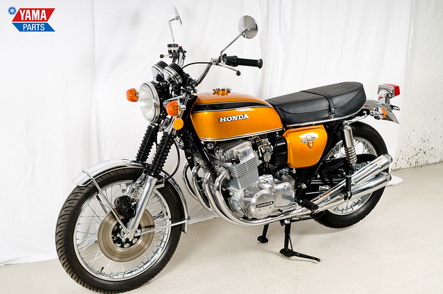 Honda CB750 1974 4