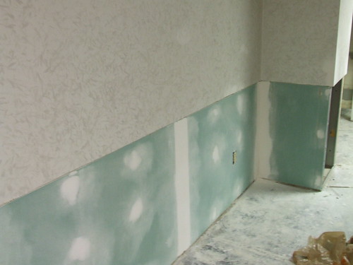 Basement progress: mudding drywall
