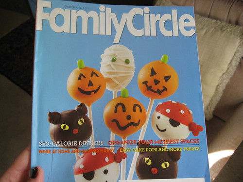 Family Circle halloween cake pops
