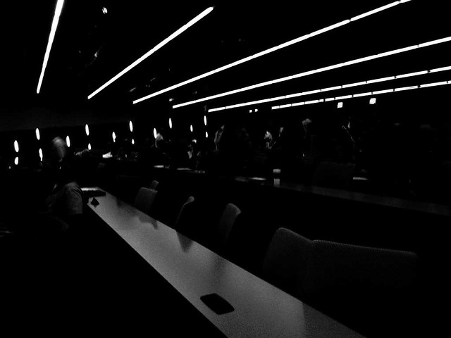 P1010148-2011-10-12-Oliver-Grau-lecture--Georgia-Tech-Clough-Auditorium-Magraine-Lights