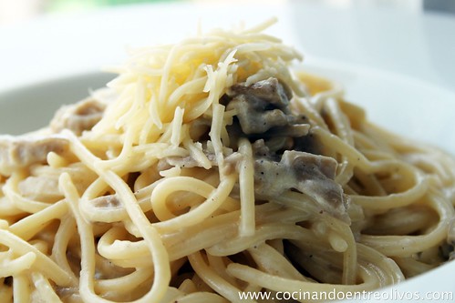 Spaghetti carbonara de setas sin lactosa (1)